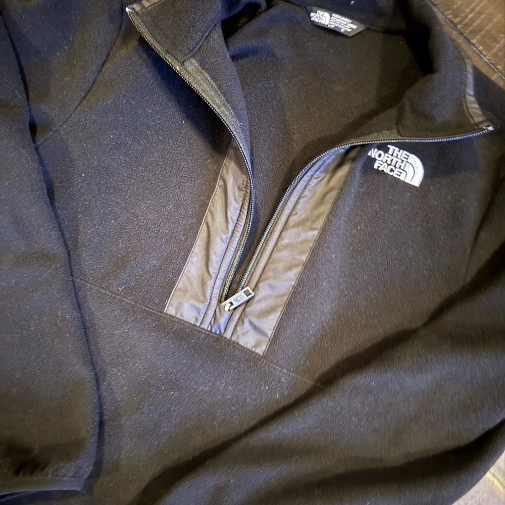 The North Face Black Boys Pullover